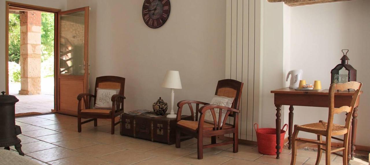 Chambres D'Hotes Le Val De La Garenne Senouillac Kültér fotó